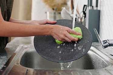 اسفنج تمیز آشپزخانه